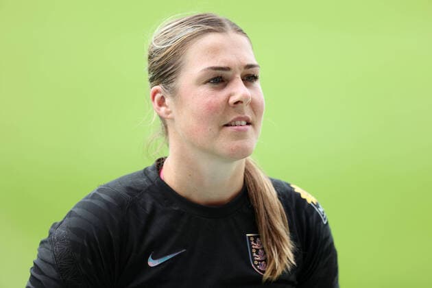 Mandatory Credit: Photo by Paul Greenwood Shutterstock (12975300k) Mary Earps speaks to the media at the end of a training session England Women s Training, International Football, St George s Park, Burton on Trent, UK - 07 June 2022 EDITORIAL USE ONLY No use with unauthorised audio, video, data, fixture lists, club league logos or live services. Online in-match use limited to 120 images, no video emulation. No use in betting, games or single club league player publications. England Women s Training, International Football, St George s Park, Burton on Trent, UK - 07 June 2022 EDITORIAL USE ONLY No use with unauthorised audio, video, data, fixture lists, club league logos or live services. Online in-match use limited to 120 images, no video emulation. No use in betting, games or single club league player publications. Copyright: xPaulxGreenwood Shutterstockx 12975300k