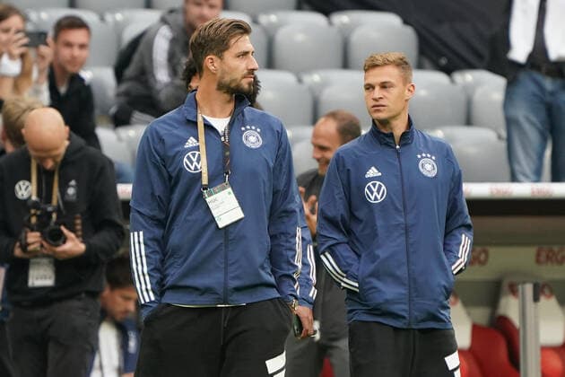 Torwart Goalie Kevin Trapp (Deutschland Germany), Joshua Kimmich - Muenchen 07.06.2022: Deutschland vs. England, Allianz Arena, Nations League A 2. Spieltag