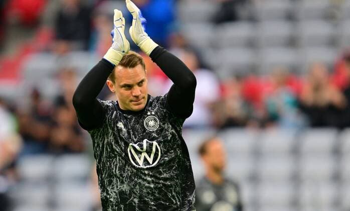 07.06.2022 - UEFA Nations League - Länderspiel: Deutschland Germany gg England United Kingdom - - Manuel Neuer ( 1, Deutschland ) beim Aufwärmen warm-up