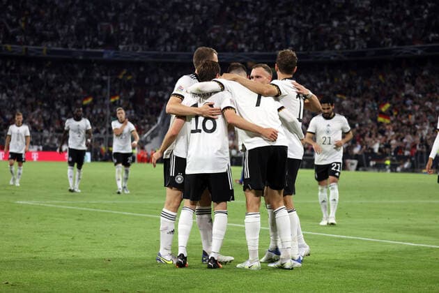 07.06.22 Deutschland - England Deutschland, München, 07.06.2022, Fussball, UEFA Nations League, DFB Deutschland - England: Jonas Hofmann (Deutschland); Jubel Tor 1:0 Hofmann.