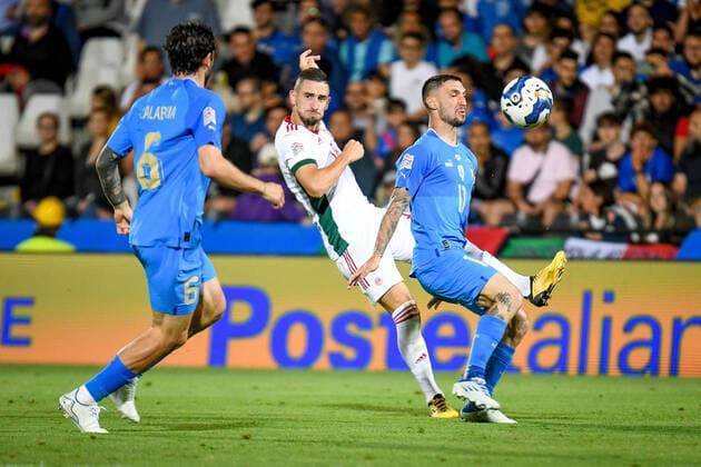 Mandatory Credit: Photo by Ettore Griffoni LiveMedia Shutterstock (12976211az) Hungary s Zsolt Nagy in action against Italy s Matteo Politano and Italy s Davide Calabria football UEFA Nations League match Italy vs Hungary, Dino Manuzzi stadium, Cesena, Italy - 07 Jun 2022 football UEFA Nations League match Italy vs Hungary, Dino Manuzzi stadium, Cesena, Italy - 07 Jun 2022  Copyright: xEttorexGriffoni LiveMedia Shutterstockx 12976211az