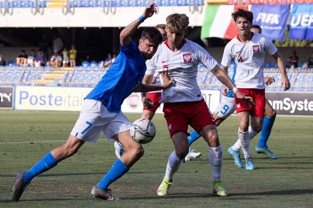 Mandatory Credit: Photo by Cinzia Camela LiveMedia Shutterstock (12976242as) Nicolo Cudrig of Italy U20 and Maksymilan Tkocz of Poland U20 in action during the International Friendly, Länderspiel, Nationalmannschaft match between Italy U20 and Poland U20 at Stadio Riviera delle Palme on June 7, 2022 in San Benedetto del Tronto, Italy. Photo: Cinzia Camela. Other U20 Italy vs Poland, Stadio Riviera delle Palme, San Benedetto del Tronto, Italy - 07 Jun 2022 Other U20 Italy vs Poland, Stadio Riviera delle Palme, San Benedetto del Tronto, Italy - 07 Jun 2022 Copyright: xCinziaxCamela LiveMedia Shutterstockx 12976242as