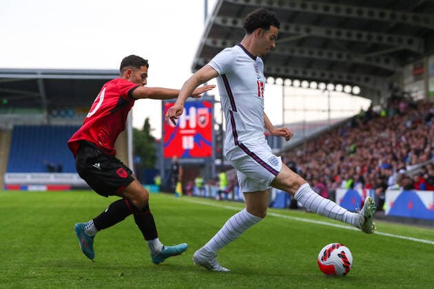 Mandatory Credit: Photo by Ryan Crockett JMP Shutterstock (12976060dm) Curtis Jones of England controls the ball England U21, U 21 v Albania U21, UK - 07 Jun 2022 Editorial use only England U21 v Albania U21, UK - 07 Jun 2022 Editorial use only  Copyright: xRyanxCrockett JMP Shutterstockx 12976060dm