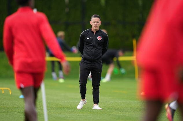June 7, 2022, VANCOUVER, BC, CANADA: Canadian national men s soccer team head coach John Herdman watches a training session for a CONCACAF Nations League match against Curacao, in Vancouver, on Tuesday, June 7, 2022. Canada s men s soccer team is back to training for the Thursday match, but the players say there s still work to be done on reaching a new deal with the s national governing body. A scheduled friendly against Panama on Sunday was cancelled after the Canadian team refused to play due to a labour dispute. Canada News - June 7, 2022  - ZUMAc35_ 20220607_zaf_c35_093 Copyright: xDarrylxDyckx