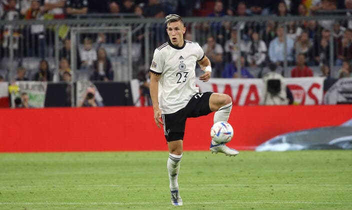 München , Fußball UEFA Nations League Deutschland vs. England , Nico Schlotterbeck ( GER )