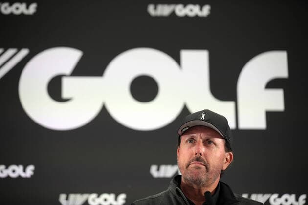 American Phil Mickelson answers questions from the media at a press conference, PK, Pressekonferenz for the inaugural LIV Golf event at the Centurion club in Hertfordshire on Wednesday, June 08, 2022.The event is controversial due to golfer s such as Dustin Johnson leaving the PGA, Golf Herren tour to take part and because it is funded by Saudi Arabian money.  LON2022060815 HUGOxPHILPOTT