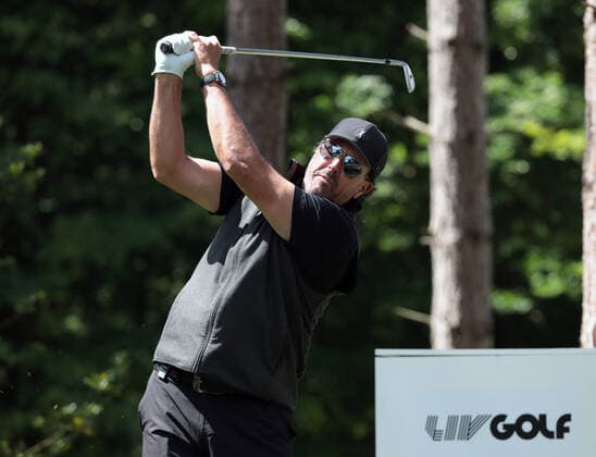 American Phil Mickelson tees off on the 2nd hole of his practice round before the start of the inaugural LIV Golf event tomorrow at the Centurion club in Hertfordshire on Wednesday, June 08, 2022.The event is controversial due to golfer s such as Dustin Johnson leaving the PGA, Golf Herren tour to take part and because it is funded by Saudi Arabian money.  LON2022060850 HUGOxPHILPOTT