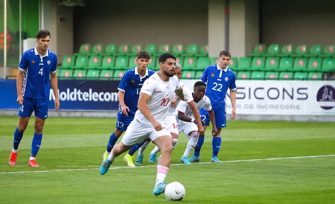 08.06.2022, Chisinau, Stadium Zimbru, U21, U 21 EM - Qualifikation: Moldawien-Schweiz, 10 Kastriot Imeri (Schweiz) trifft zum ersten Tor vom Elfmeterpunkt Chisinau Stadium Zimbru Chisinau Moldawien Copyright: xJustPictures.ch AleksandarxDjorovicx
