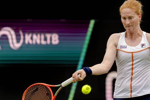 ROSMALEN - Tennis player Alison van Uytvanck (Belgium) in action at the international tennis tournament Libema Open. The combined Dutch tennis tournament for men and women will be held on the grass courts of Autotron for twelve days. ANP SANDER KING xVIxANPxSportx xxANPxIVx