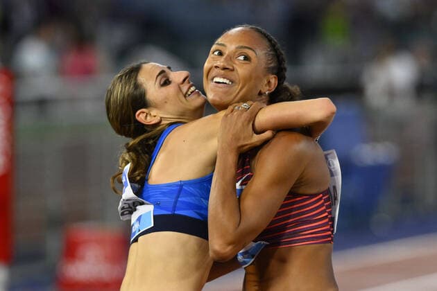 Sport Themen der Woche KW23 Sport Bilder des Tages June 9, 2022, Rome, Italy: BELLo™ Elena (ITA) and BISSET Catriona (AUS) during Golden Gala Pietro Mennea, Diamond League, at Stadio Olimpico, 9th June 2022, Rome, Italy. Athletics Internationals - Wanda Diamond League 2022 - Memorial Pietro Mennea, Rome, Italy  - ZUMAl164 20220609_zsa_l164_181 Copyright: xDomenicoxCippitellix