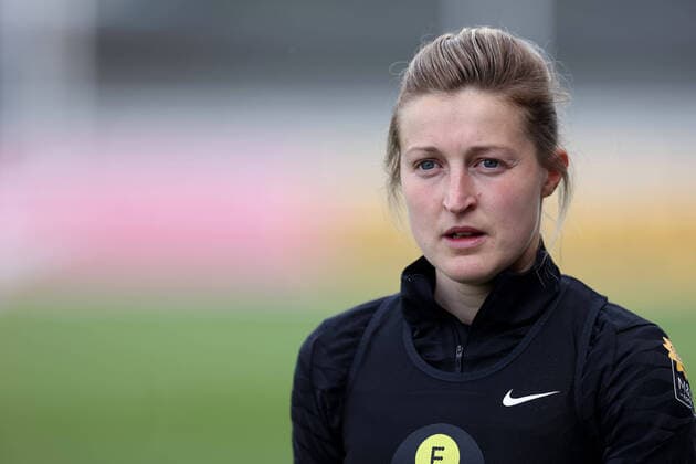 Mandatory Credit: Photo by Paul Greenwood Shutterstock (12975300bv) Ellen White of England Women England Women s Training, International Football, St George s Park, Burton on Trent, UK - 07 June 2022 Editorial use only England Women s Training, International Football, St George s Park, Burton on Trent, UK - 07 June 2022 Editorial use only  Copyright: xPaulxGreenwood Shutterstockx 12975300bv