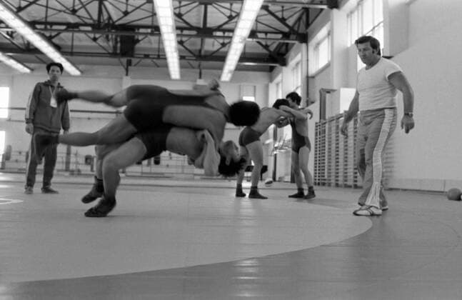 XXII Summer Olympic Games, Olympische Spiele, Olympia, OS Olympic Village 8198295 08.07.1980 The Olympic Village of the XXII Summer Olympic Games in Moscow. Fighters from the Socialist Republic of Vietnam train with Soviet coach Mikhail Bekmurzov (right). Russia  Copyright: xx
