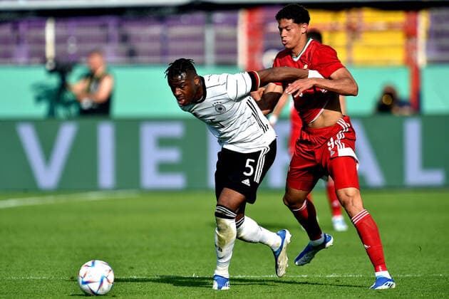 03-06-2022 pmk NF121773 Fussball Herren U-21 Laenderspiel Saison 2022 2023 Deutschland - Ungarn U-21-EM-Qualifikation Armel Bella KOTCHAP (05) U-21 Deutschland Andras NEMETH (09) U-21 Ungarn