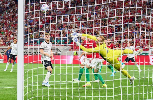 Sport Themen der Woche KW23 Peter Gulacsi, HUN 1 Timo Werner, DFB 9 in the UEFA Nations League 2022 match HUNGARY - GERMANY in Season 2022 2023 on Juni 11, 2022 in Budapest, Hungary.