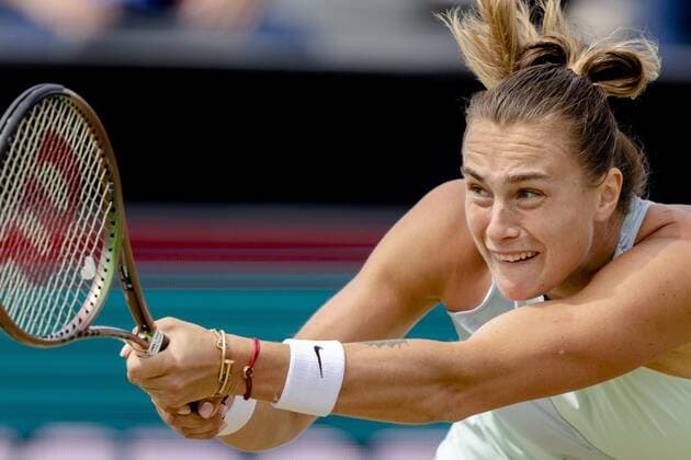 2022-06-12 12:11:36 ROSMALEN - Tennis player Aryna Sabalenka (Belarus) in action against Ekaterina Alexandrova (not in photo, Russia) during the final of the international tennis tournament Libema Open. The combined Dutch tennis tournament for men and women will be held on the grass courts of Autotron for twelve days. ANP SANDER KONING netherlands out - belgium out Rosmalen xVIxxIVx