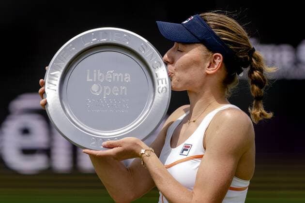2022-06-12 13:32:19 ROSMALEN - Tennis player Ekaterina Alexandrova (Russia) wins the final of the international tennis tournament Libema Open. The combined Dutch tennis tournament for men and women will be held on the grass courts of Autotron for twelve days. ANP SANDER KONING netherlands out - belgium out Rosmalen xVIxxIVx