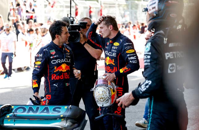 11 Sergio Perez (MEX, Oracle Red Bull Racing), 1 Max Verstappen (NLD, Oracle Red Bull Racing), F1 Grand Prix of Azerbaijan at Baku City Circuit on June 12, 2022 in Baku, Azerbaijan. (Photo by HOCH ZWEI) Baku Azerbaijan