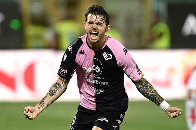 Sport Themen der Woche KW23 Sport Bilder des Tages Db Palermo 12 06 2022 - finale play off serie C Palermo-Padova foto Daniele Buffa Image nella foto: esultanza gol Matteo Brunori 