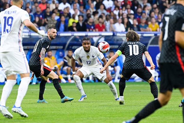 Christopher Nkunku ( 12 - France ) - Luka ModriÄ‡ ( 10 - Croatie ) - FOOTBALL : France vs Croatie - Ligue des Nations - 13 06 2022 FedericoPestellini Panoramic 