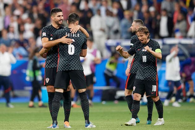 France v Croatia: UEFA Nations League - League Path Group 1 Croatia players celebrate victory after the UEFA Nations League League A Group 1 match between France and Croatia at Stade de France on June 13, 2022 in Paris, France. Paris France  Copyright: xJosexBretonx originalFilename:breton-francevc220613_npHyu.jpg