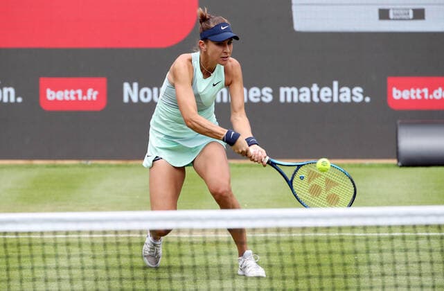 Belinda Bencic (SUI) Einzelbild Freisteller Aktion Tennis bett1 open WTA, Tennis Damen 500 Turnier auf Rasen Damen Saison 2021 2022 14.06.2022