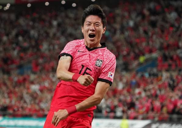 Friendly football match ( South Korea vs Egypt - 20220614 ) SEOUL, SOUTH KOREA, JUN 14 : Hwang Ui-jo of South Korea celebrates his goal during International Friendly, Länderspiel, Nationalmannschaft football match between South Korea and Egypt at the Seoul World Cub Stadium in Seoul, South Korea, 14 June 2022. (Editorial Use Only) Seoul the Seoul World Cup Stadium South Korea 7425_259288 Copyright: xSeokyongxLee PentaxPressx