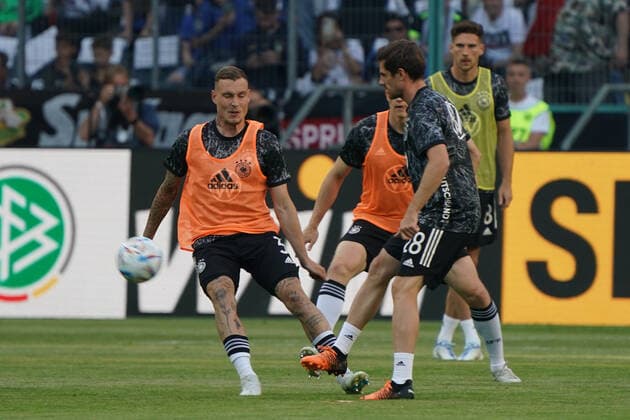David Raum (Deutschland Germany), Jonas Hofmann (Deutschland Germany) - Moenchengladbach 14.06.2022: Deutschland vs. Italien, Nations League A3 4. Spieltag, Borussia Park