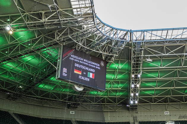 Fussball, UEFA Nations League League A - Gruppe 3 - Spieltag 4 Deutschland - Italien 14.06.2022, BORUSSIA-PARK Mönchengladbach Die Anzeigetafel zeigt die heutigen Begegnung an Foto: Herbertz Nico Herbertz Mönchengladbach BORUSSIA-PARK Nordrhein-Westfahlen Deutschland