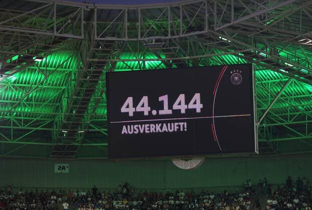 14.06.2022, Fussball Länderspiel UEFA Nations League 2022 23, Deutschland - Italien, im Borussia-Park Mönchengladbach. Mit 44144 Zuschauern ist das Stadion ausverkauft.