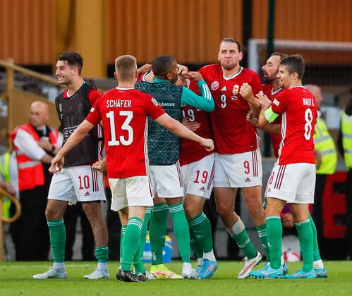 England v Hungary UEFA Nations League Hungary players celebrate Roland Sallai of Hungary second goal during the UEFA Nations League match between England and Hungary at Molineux, Wolverhampton Content Not Available For UK Newspapers Copyright: xPaulxChestertonx FIL-17013-0169 UK Newspapers OUT
