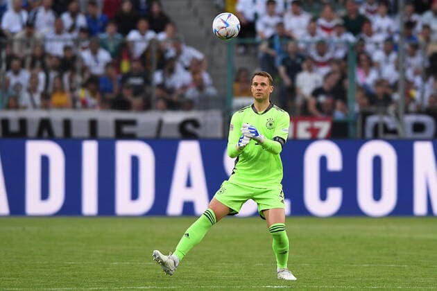 Fußball UEFA Nations League Deutschland - Italien am 14.06.2022 im Borussia-Park in Mönchengladbach Manuel Neuer ( Deutschland ) DFB regulations prohibit any use of photographs as image sequences and or quasi-video.