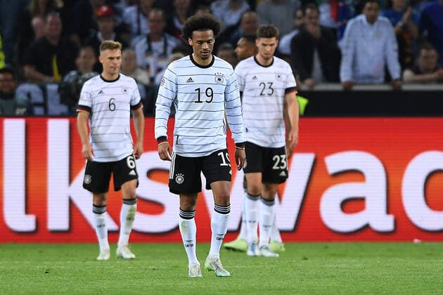 Fußball UEFA Nations League Deutschland - Italien am 14.06.2022 im Borussia-Park in Mönchengladbach Leroy Sane ( Deutschland ) enttäuscht DFB regulations prohibit any use of photographs as image sequences and or quasi-video.