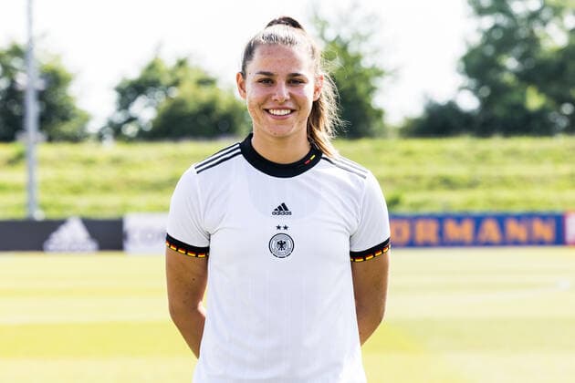Frauen Nationalmannschaft Media Day; 16.06.2022 Lena Lattwein Frauen Nationalmannschaft Media Day, Herzogenaurach, Adi-Dassler Stadion Copyright: xBEAUTIFULxSPORTS Wunderlx