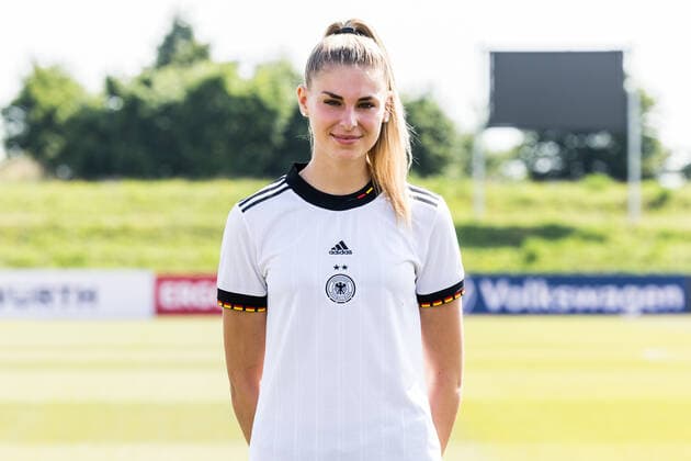 Frauen Nationalmannschaft Media Day; 16.06.2022 Jule Brand Frauen Nationalmannschaft Media Day, Herzogenaurach, Adi-Dassler Stadion Copyright: xBEAUTIFULxSPORTS Wunderlx