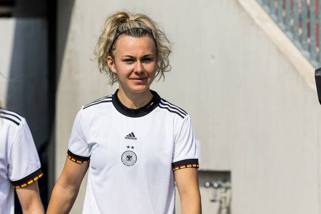 Frauen Nationalmannschaft Media Day; 16.06.2022 Lena Lattwein Frauen Nationalmannschaft Media Day, Herzogenaurach, Adi-Dassler Stadion Copyright: xBEAUTIFULxSPORTS Wunderlx