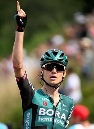NOVAZZANO, SWITZERLAND - JUNE 16 : Vlasov Aleksandr (RUS) of BORA - hansgrohe wins during stage 5 of the 85th edition of the 2022 Tour de Suisse cycling race, a stage of 193 kms with start in Ambri and finish in Novazzano on June 16, 2022 in Novazzano, Switzerland, 16 06 2022 ( Motordriver Kenny Verfaillie - Tour de Suisse 2022 - 16 06 2022 PhotoNews Panoramic 