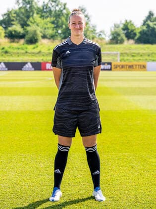 Almuth Schult, Deutschland, Nationalmannschaft, Mannschaftsshooting, Fussball, Frauen, 16.06.2022 Deutschland, Nationalmannschaft, Mannschaftsshooting, Fussball, Frauen, 16.06.2022 Nuernberg Copyright: xMichaelxSchmidt Eibner-Pressefotx EP_MST