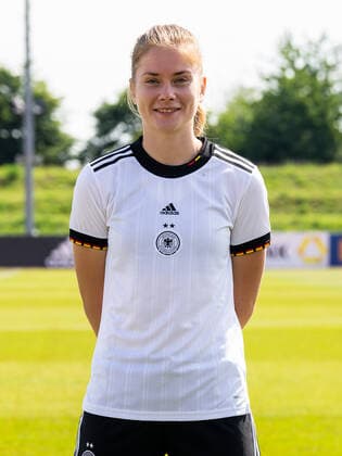 Sjoeke Nuesken, Deutschland, Nationalmannschaft, Mannschaftsshooting, Fussball, Frauen, 16.06.2022 Deutschland, Nationalmannschaft, Mannschaftsshooting, Fussball, Frauen, 16.06.2022 Nuernberg Copyright: xMichaelxSchmidt Eibner-Pressefotx EP_MST