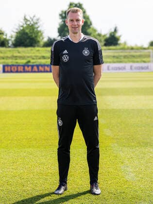 Jan-Ingwer Callsen-Bracker, Deutschland, Nationalmannschaft, Mannschaftsshooting, Fussball, Frauen, 16.06.2022 Deutschland, Nationalmannschaft, Mannschaftsshooting, Fussball, Frauen, 16.06.2022 Nuernberg Copyright: xMichaelxSchmidt Eibner-Pressefotx EP_MST