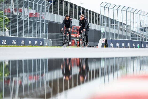 OCON Esteban (fra), Alpine F1 Team A522, portrait riding bicycle during the Formula 1 AWS Grand Prix du Canada 2022, 9th round of the 2022 FIA Formula One World Championship, WM, Weltmeisterschaft on the Circuit Gilles Villeneuve, from June 17 to 19, 2022 in Montreal, Canada - F1 - CANADIAN GRAND PRIX 2022 DPPI Panoramic  20220616_G00D0295