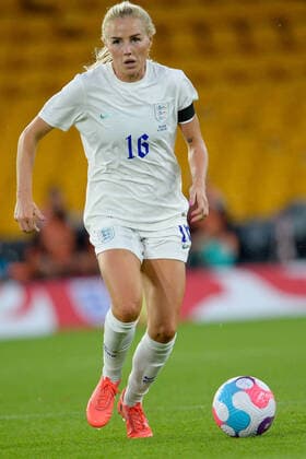 England Women v Belgium Women International Friendly, Länderspiel, Nationalmannschaft Alex Greenwood (16) of England Women on the ball during the International Friendly match at Molineux, Wolverhampton Content Not Available For UK Newspapers Copyright: xWaynexTuckwellx FIL-17019-0086 UK Newspapers OUT