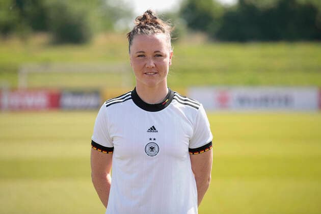 16.06.2022, Mediaday beim DFB-Team der Frauen, Deutschland, Herzogenaurach, Adi-Dassler-Sportplatz, Im Bild: Marina Hegering DFL REGULATIONS PROHIBIT ANY USE OF PHOTOGRAPHS AS IMAGE SEQUENCES AND OR QUASI-VIDEO. Copyright: HMBxMedia xJulienxBecker