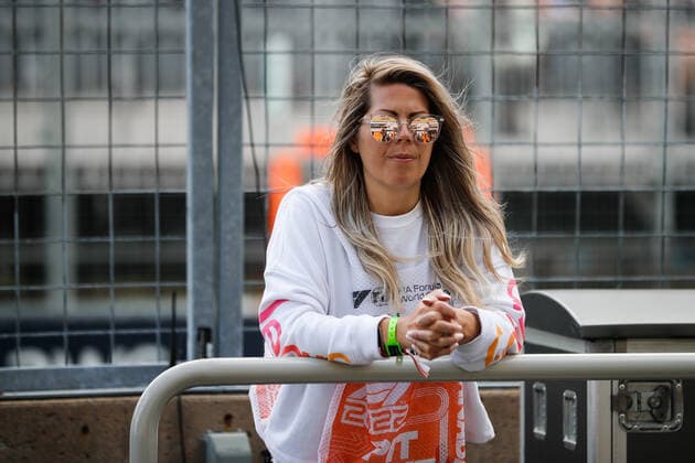 marshall, commissaire de piste, during the Formula 1 AWS Grand Prix du Canada 2022, 9th round of the 2022 FIA Formula One World Championship, WM, Weltmeisterschaft on the Circuit Gilles Villeneuve, from June 17 to 19, 2022 in Montreal, Canada - F1 - CANADIAN GRAND PRIX 2022 DPPI Panoramic  00122022__V2_3131