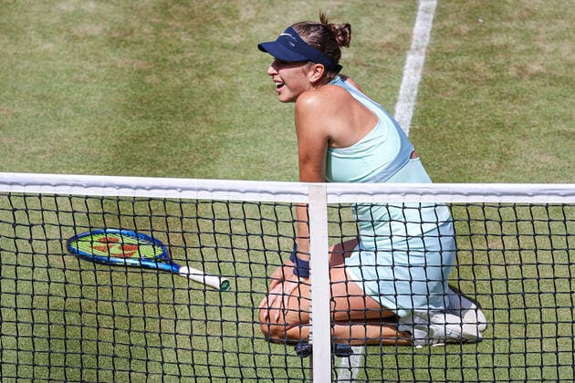 Belinda BENCIC SUI gewinnt das Halbfinale gegen Maria SAKKARI GRE und zieht es erste Spielerin in das Finale am Sonntag ein, bett1open WTA, Tennis Damen 500, Berlin, LTTC Rot-Weiß , 18.06.2022, Copyright: xClaudioxGärtnerx