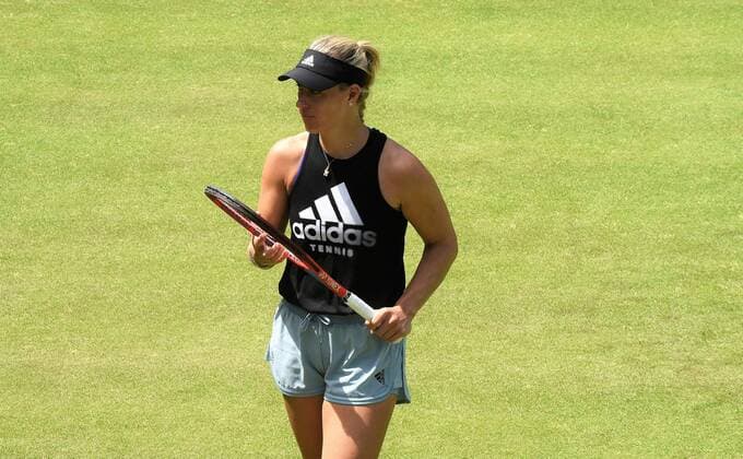 18.06.2022 Bad Homburg vor der Höhe, Kurpark WTA, Tennis Damen 250 Bad Homburg Open Tennisprofi Angelique Kerber beim Training im Centre Court emspor, DFL regulations prohibit any use of photographs as image sequences and or quasi-video