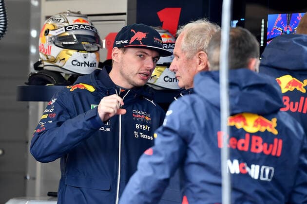 18.06.2022, Circuit Gilles-Villeneuve, Montreal, FORMULA 1 AWS GRAND PRIX DU CANADA 2022 , im Bild Max Verstappen (NEL), Oracle Red Bull Racing im Gespräch mit Motorsportchef Dr. Helmut Marko (Red Bull Racing Honda). (Foto EU-Images) Montreal Circuit Gilles-Villeneuve Quebec Kanada