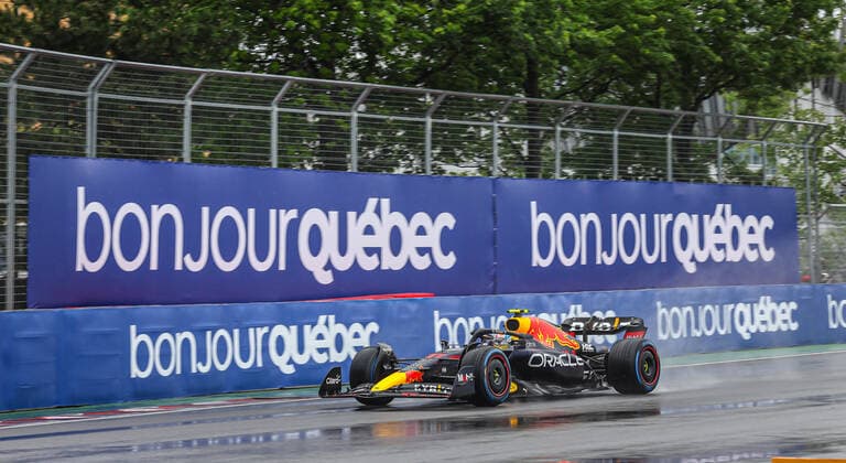 11 PEREZ Sergio (mex), Red Bull Racing RB18, action during the Formula 1 AWS Grand Prix du Canada 2022, 9th round of the 2022 FIA Formula One World Championship, WM, Weltmeisterschaft on the Circuit Gilles Villeneuve, from June 17 to 19, 2022 in Montreal, Canada - F1 - CANADIAN GRAND PRIX 2022 DPPI Panoramic  G00D1696