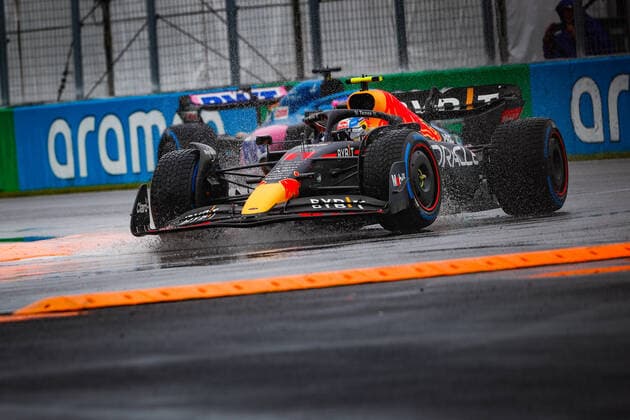 11 PEREZ Sergio (mex), Red Bull Racing RB18, action during the Formula 1 AWS Grand Prix du Canada 2022, 9th round of the 2022 FIA Formula One World Championship, WM, Weltmeisterschaft on the Circuit Gilles Villeneuve, from June 17 to 19, 2022 in Montreal, Canada - F1 - CANADIAN GRAND PRIX 2022 DPPI Panoramic  00122022__V2_4097