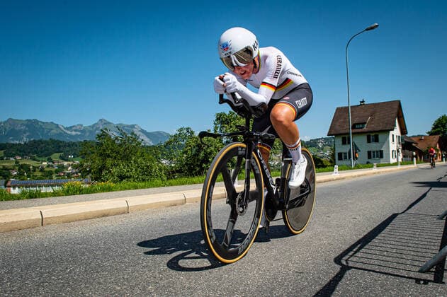 Sport Themen der Woche KW24 Sport Bilder des Tages Lisa Brennauer 2. Etappe Tour de Suisse Women ITT Vaduz 2022 Lisa Brennauer (Team Ceratizit-WNT Pro Cycling) 2. Etappe der 2. Tour de Suisse Women am 19. Juni 2022: Zeitfahren über 25,6 Kilometer in Vaduz Liechtenstein *** Lisa Brennauer 2 Stage Tour de Suisse Women ITT Vaduz 2022 Lisa Brennauer Team Ceratizit WNT Pro Cycling 2 Stage of the 2 Tour de Suisse Women on 19 June 2022 time trial over 25.6 kilometers in Vaduz Liechtenstein