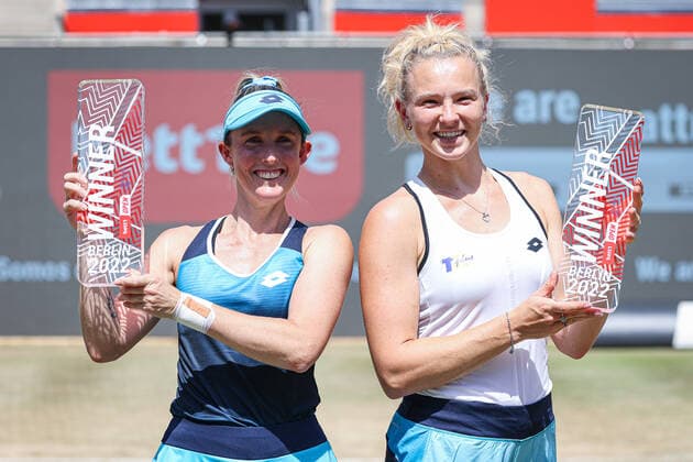 Doppel-Siegerinnen 2022: Storm SANDERS AUS und Katerina SINIAKOVA CZE, bett1open WTA, Tennis Damen 500, Berlin, LTTC Rot-Weiß , 19.06.2022, Copyright: xClaudioxGärtnerx